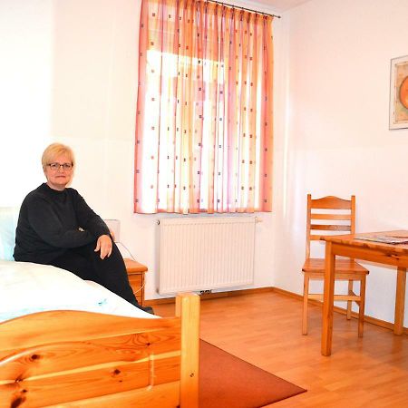 Gasthof Zum Goldenen Pflug Amstetten Eksteriør bilde